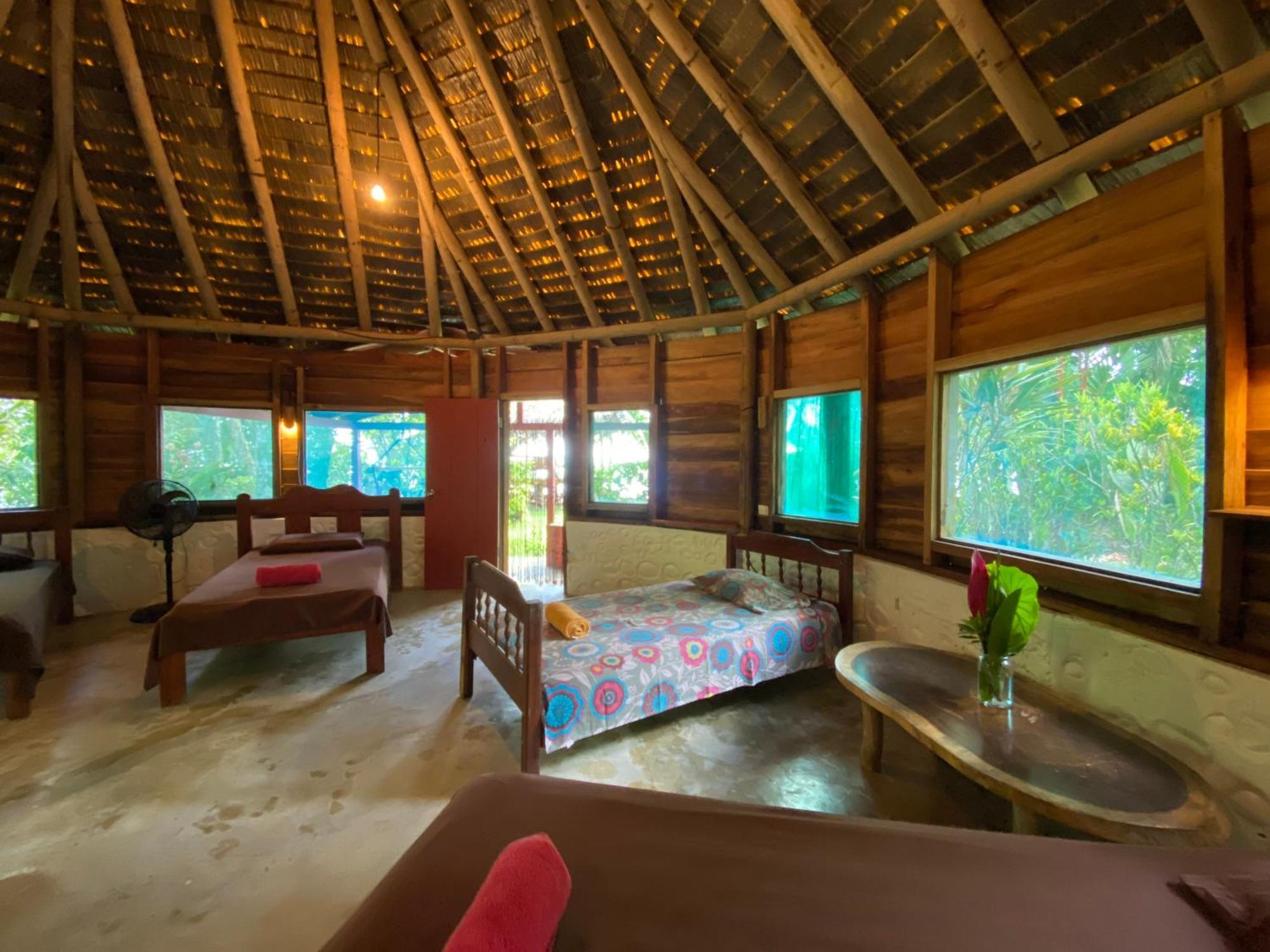 Rancho Burica Hotel Pavones  Buitenkant foto